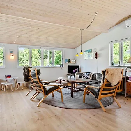 30383-odder-lyngbakkevej-10 Odder